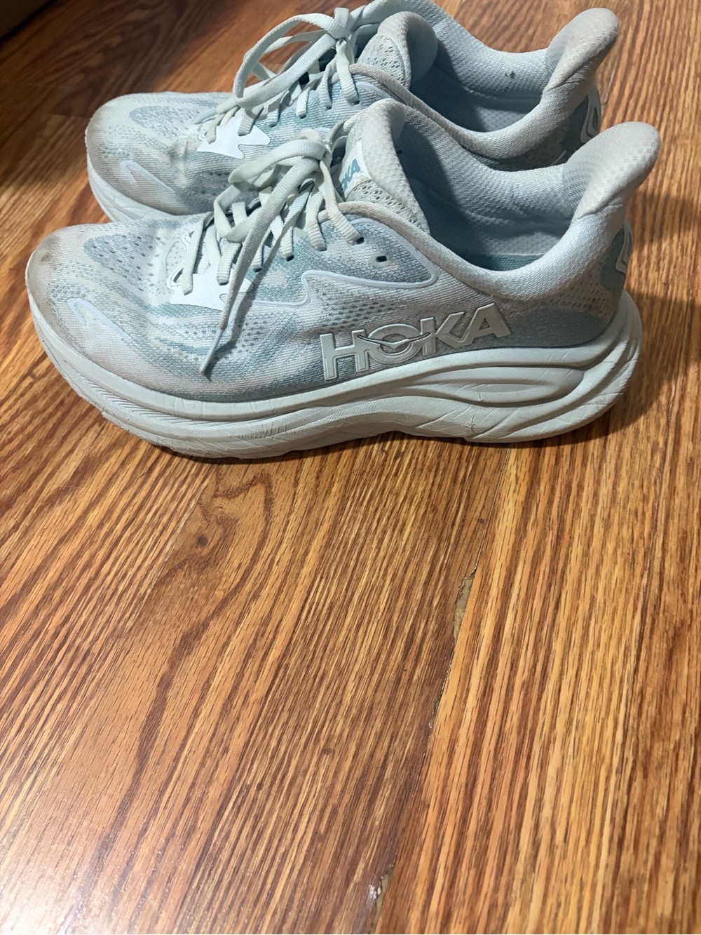 Hoka Women’s Clifton 10 Pale Blue/Gray Cushioned Running Sneakers